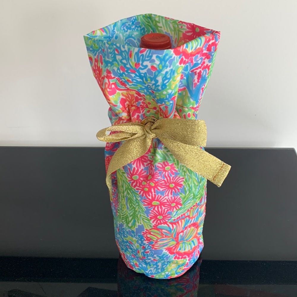 Lilly Pulitzer wine tote
